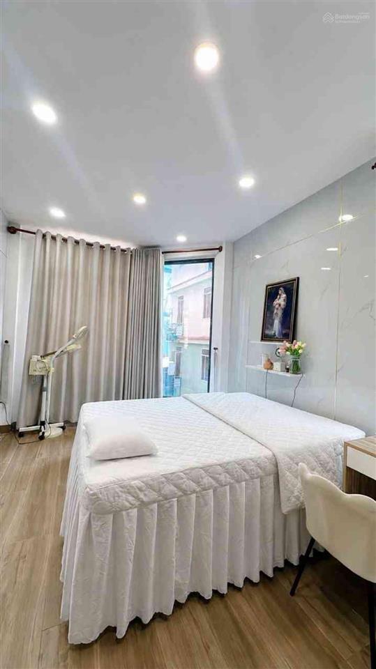 Quận 5  hẻm ô tô trần bình trọng, 24m2, 4 tầng, 7 tỷ