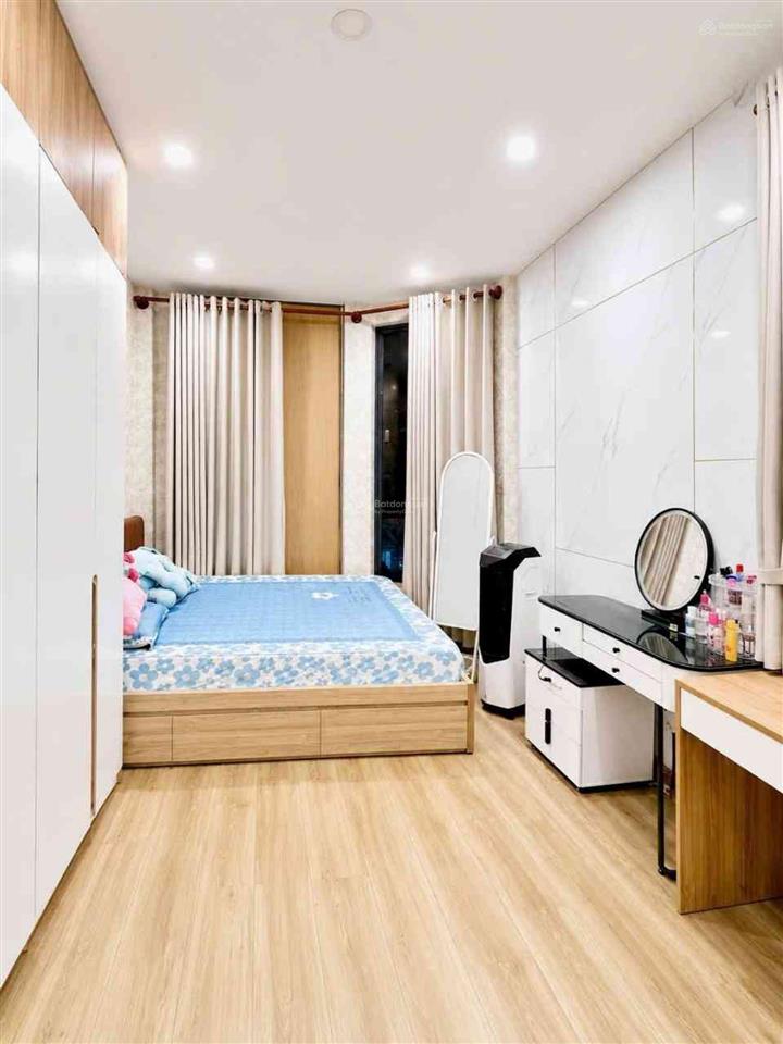Quận 5  hẻm ô tô trần bình trọng, 24m2, 4 tầng, 7 tỷ