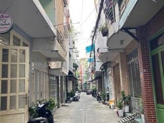 Nhà ngộp quận 1  nguyễn văn cừ, 32m2, 4 tầng, 5,68 tỷ (tl)