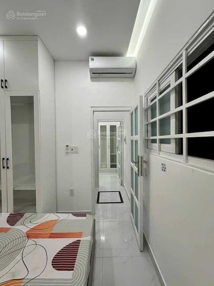 Cho thuê nhà quận 1  30m ra cô giang, 40m2 sàn sd, 12tr/tháng