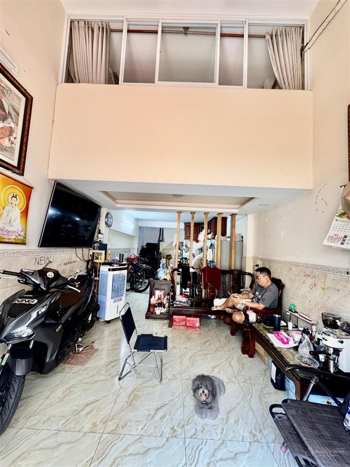 Nhà trường sa, p2, phú nhuận  37.7m2  3 tầng hẻm 3m  chỉ 6.4tỷ (tl)