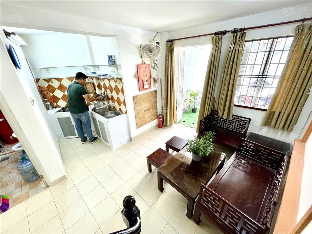 Nhà nguyễn văn trỗi, phú nhuận 40m2  3 tầng btct  2pn  2wc chỉ 4.65tỷ