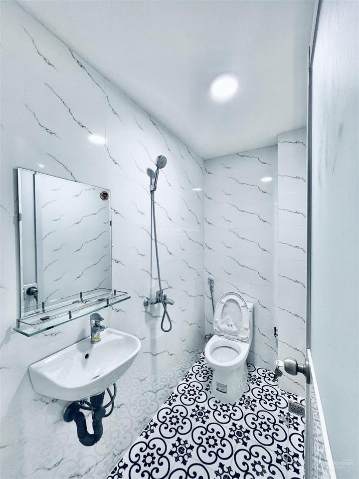 Lô góc không lộ giới quy hoạch  4 tầng btct 5pn 3wc  3.5 x 11 nở hậu nhẹ  p3 tân bình giáp pn