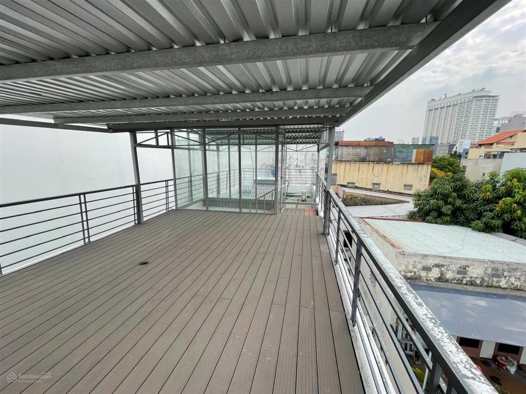 Căn góc trường sa hẻm xe tải 4 tầng khu vip lê văn sỹ p14 q3