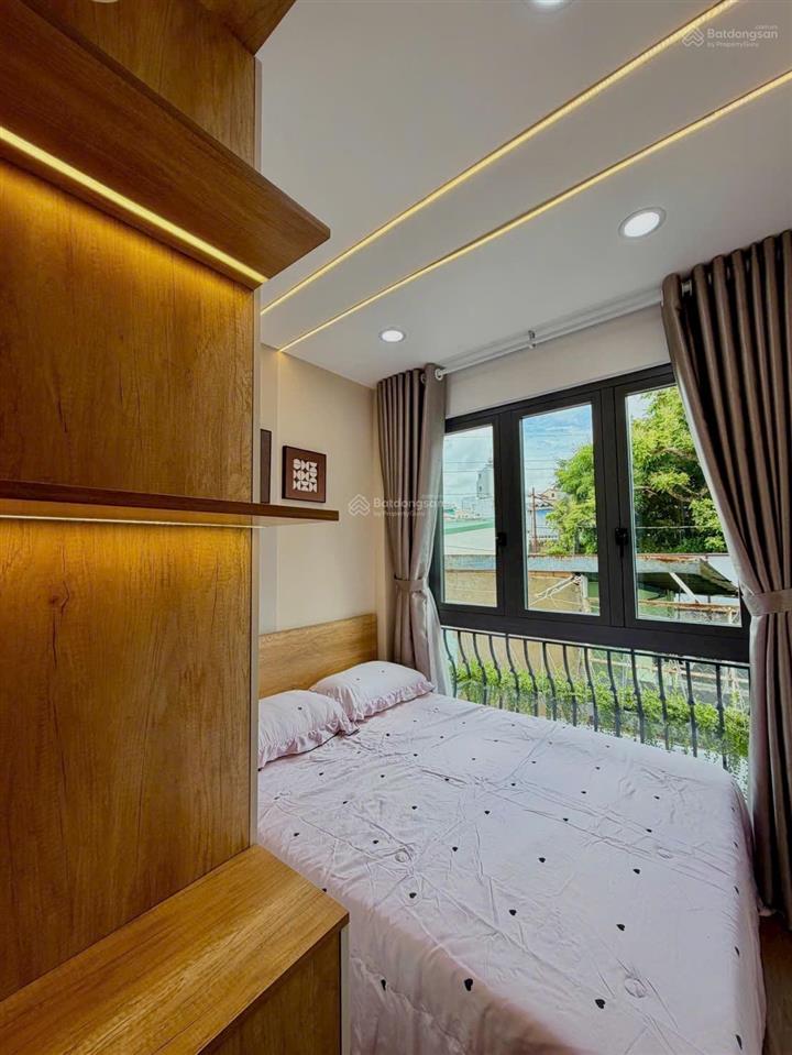 4tỷ  nhà sát mt nguyễn văn trỗi phú nhuận cách sân bay tsn 1km  19.4m2  3tầng 4pn nhà mới ở ngay