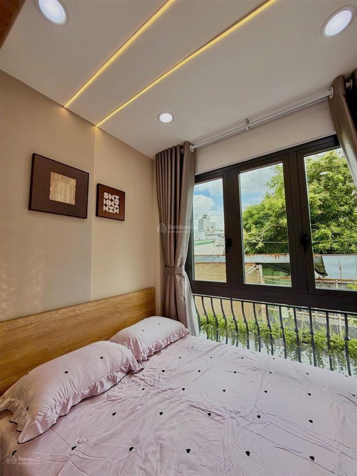 4tỷ  nhà sát mt nguyễn văn trỗi phú nhuận cách sân bay tsn 1km  19.4m2  3tầng 4pn nhà mới ở ngay