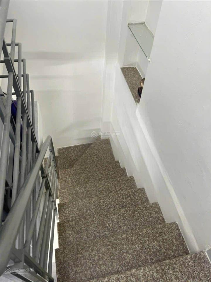 Bán nhà huỳnh tịnh của q3 sát mặt tiền 22m2  2 tầng chỉ 3,75 tỷ