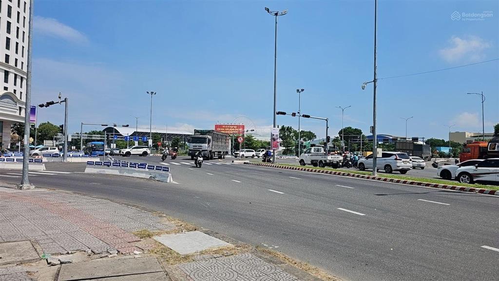 Quỹ đất vip mặt tiền đường 2/9 hải châu đà nẵng city 30 tỷ 220m2 mặt tiền 9m