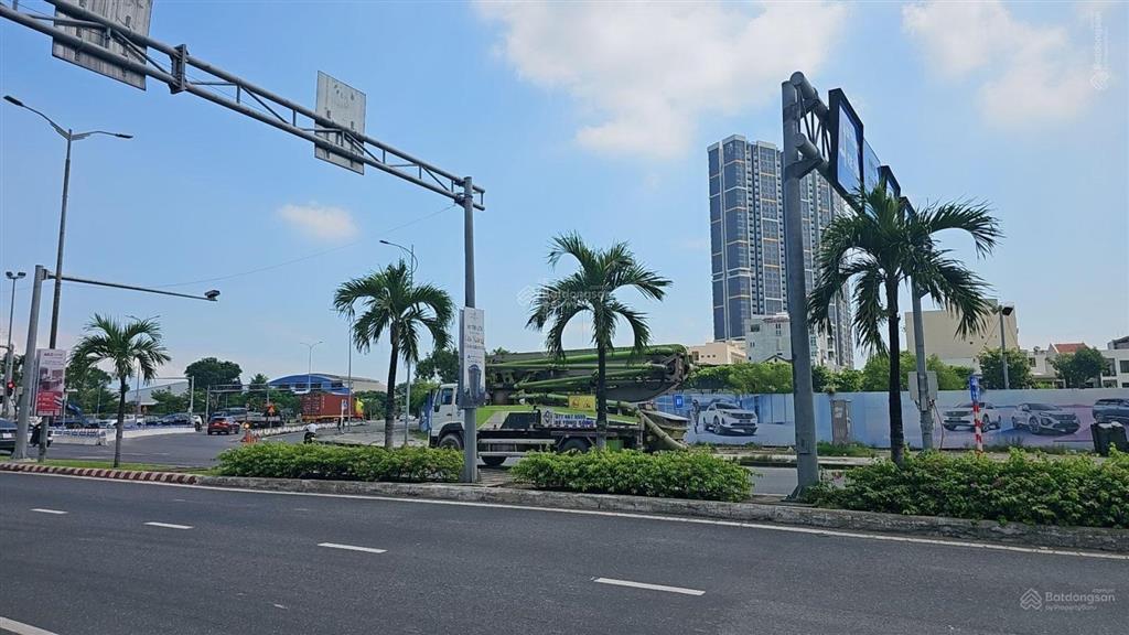 Quỹ đất vip mặt tiền đường 2/9 hải châu đà nẵng city 30 tỷ 220m2 mặt tiền 9m