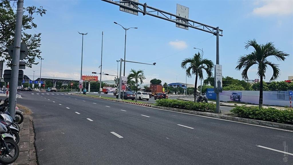 Quỹ đất vip mặt tiền đường 2/9 hải châu đà nẵng city 30 tỷ 220m2 mặt tiền 9m