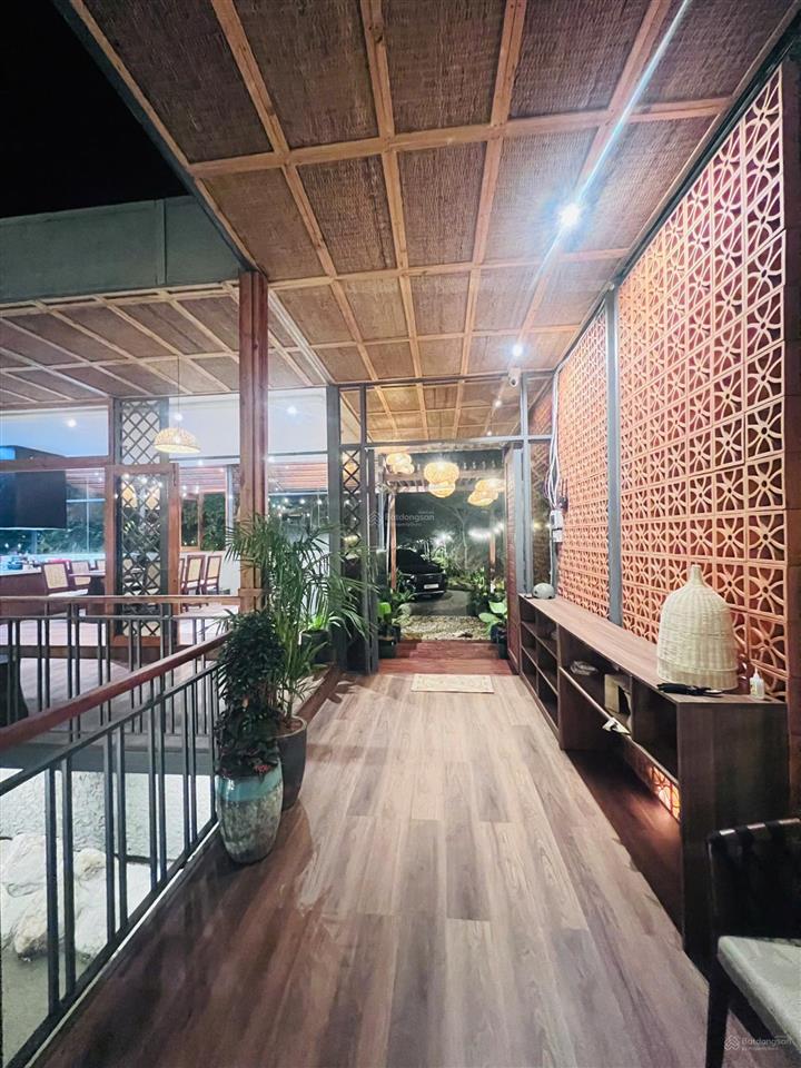 Bán villa farm diên lạc
giá cực yêu thương 2,8tr/m2 = 9tỷ 380 triệu đồng.