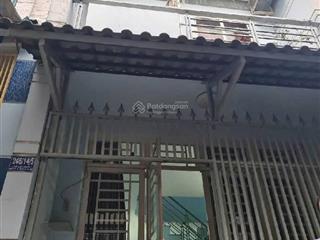 Nhỉnh 3 tỷ  nhà 2 tầng  ngay chợ lê văn quới