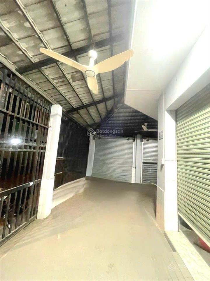 Quốc lộ 1a  tây lân  căn góc 2 mặt hẻm xe tải ngang 9m ở kết hợp kinh doanh