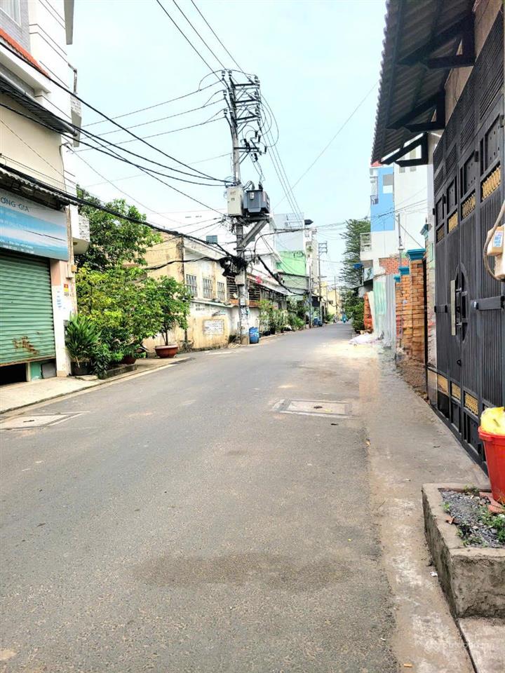 Quốc lộ 1a  tây lân  căn góc 2 mặt hẻm xe tải ngang 9m ở kết hợp kinh doanh