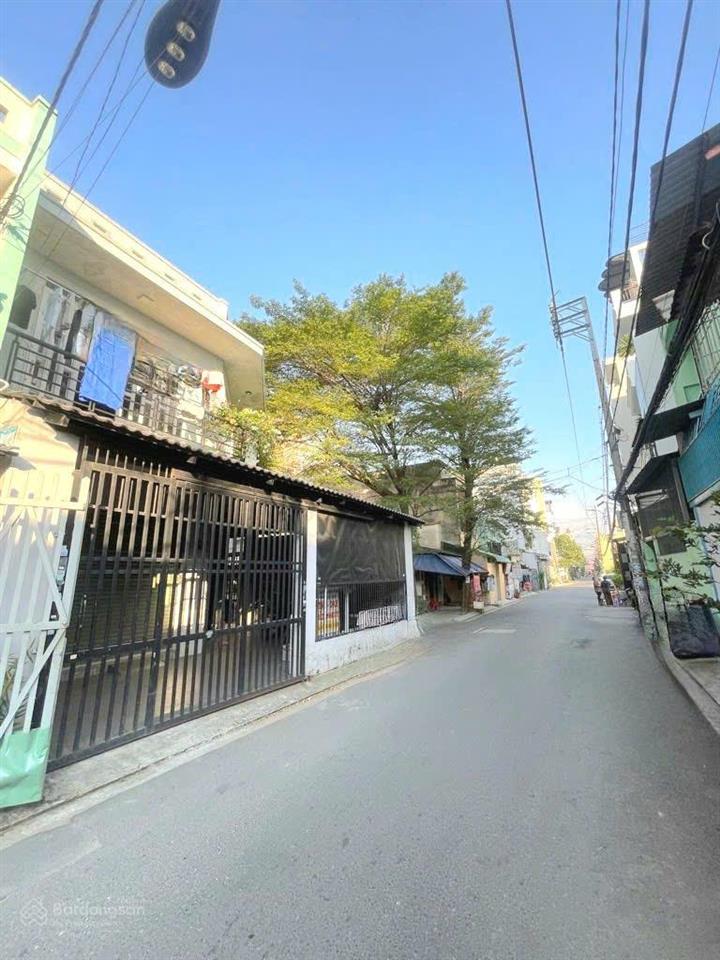 Quốc lộ 1a  tây lân  căn góc 2 mặt hẻm xe tải ngang 9m ở kết hợp kinh doanh