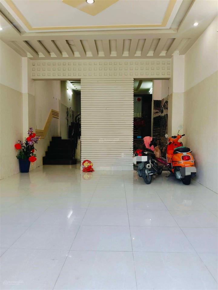 Nhà mặt tiền 4 tầng view công viên kdc intresco 13e giá chỉ 7,9 tỷ
