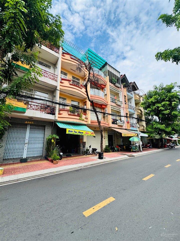 Bán nhà riêng 320 bông sao, 9,9 tỷ, 64m2, 4 tầng, 5pn, 6wc