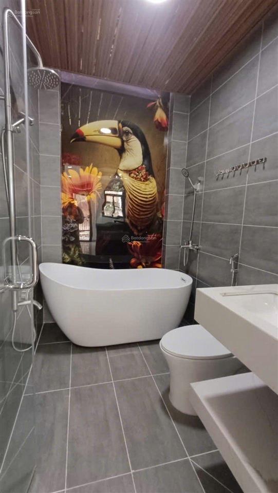 Bán nhà ri phạm hùng p.4, q.8, 7,2 tỷ, 42m2, 4 tầng, 3pn, 3wc