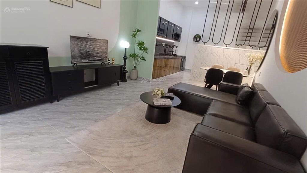 Bán nhà ri phạm hùng p.4, q.8, 7,2 tỷ, 42m2, 4 tầng, 3pn, 3wc