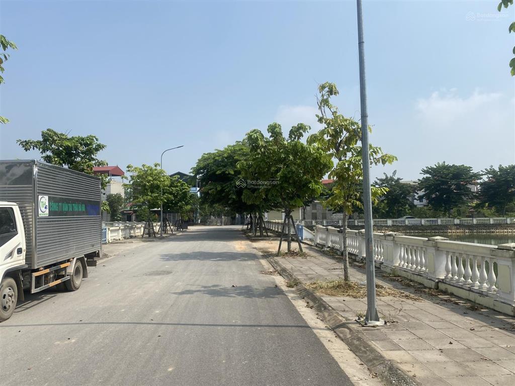 Bán nhà tại lương nỗ, tiên dương, 130m2, 3 tầng, ô tô vào nhà, gần hồ điều hồ điều hoà, giá 6 tỷ
