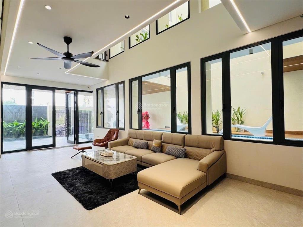 Cần cho thuê villa 3 tầng mặt tiền minh mạng  gần crow