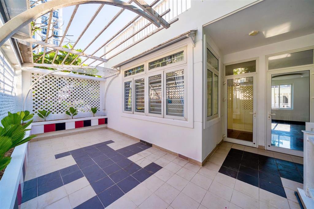 Cho thuê villa ngay khu phố hàn quốc