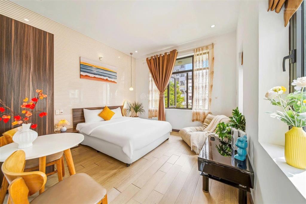 Cho thuê villa mặt tiền đường lê quang đạo