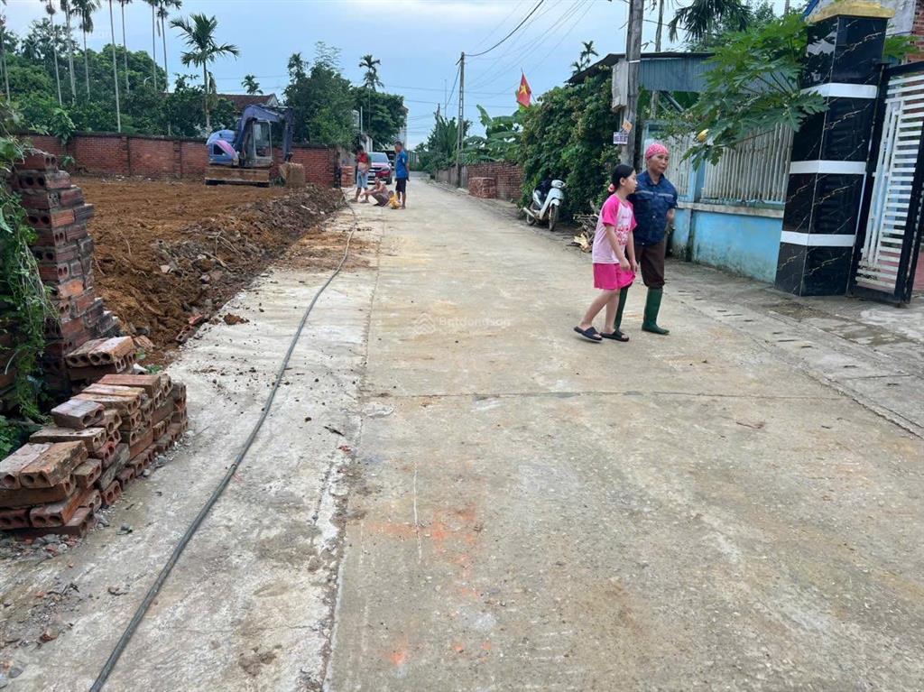 Cần bán lô đất gần quốc lộ 21a , gần công nghệ cao hoà lạc , vị trí , khuân thửa đẹp , giá f0