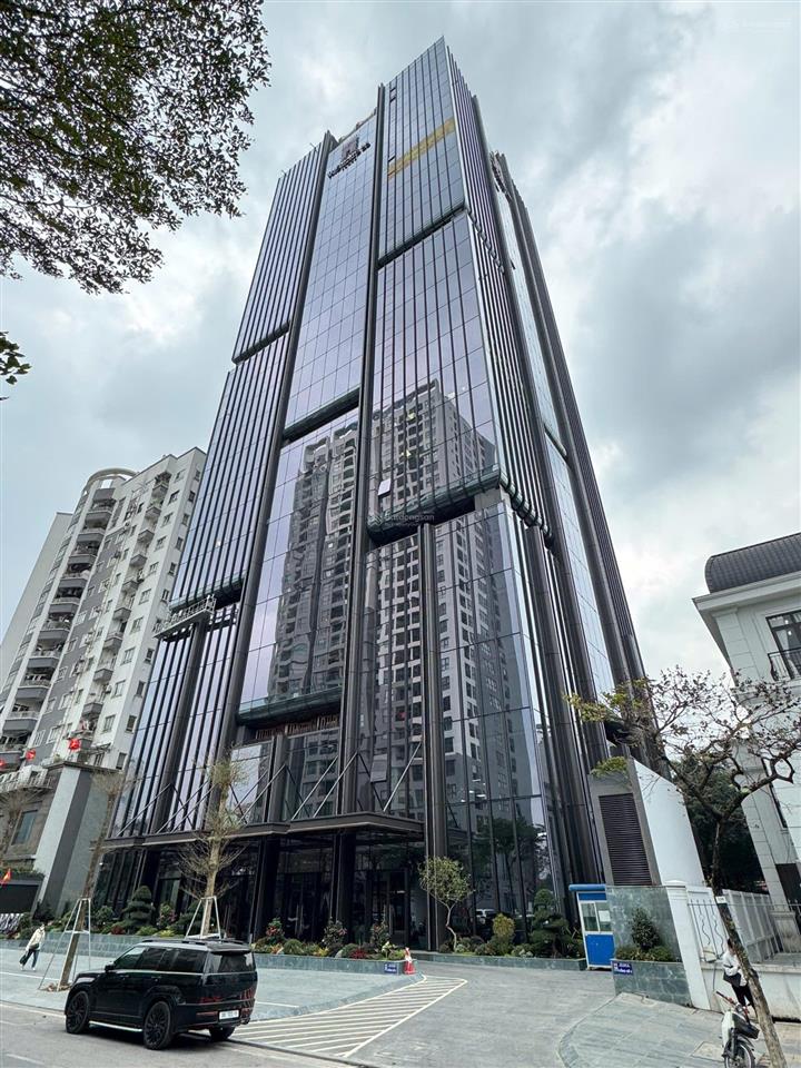 Cho thuê vp hạng a giá sốc tại the marc tower 88 trần thái tông, dt 650m2 có thể chia nhỏ