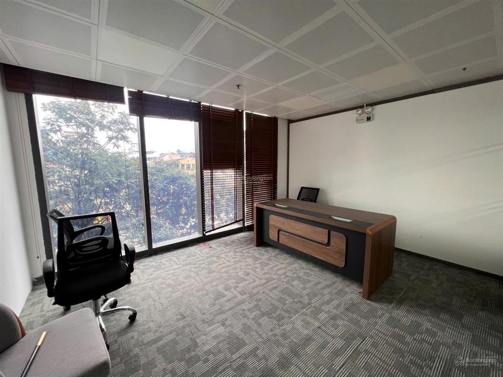 Đợt giá tốt cuối cùng! cho thuê vp hạng a tại grandeur palace giảng võ, dt 550m2 có thể chia nhỏ