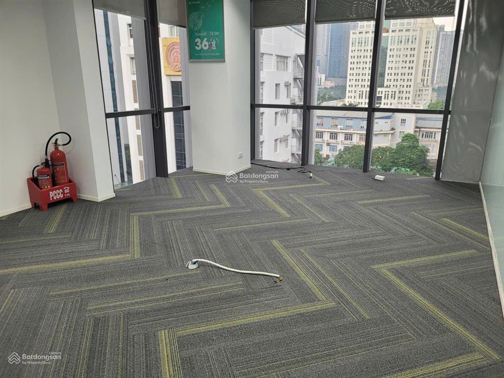 Bql cho thuê vp giá tốt toà cmc tower 11 duy tân. dt 500m2 có thể cắt nhỏ, giá từ 220k/m2/tháng