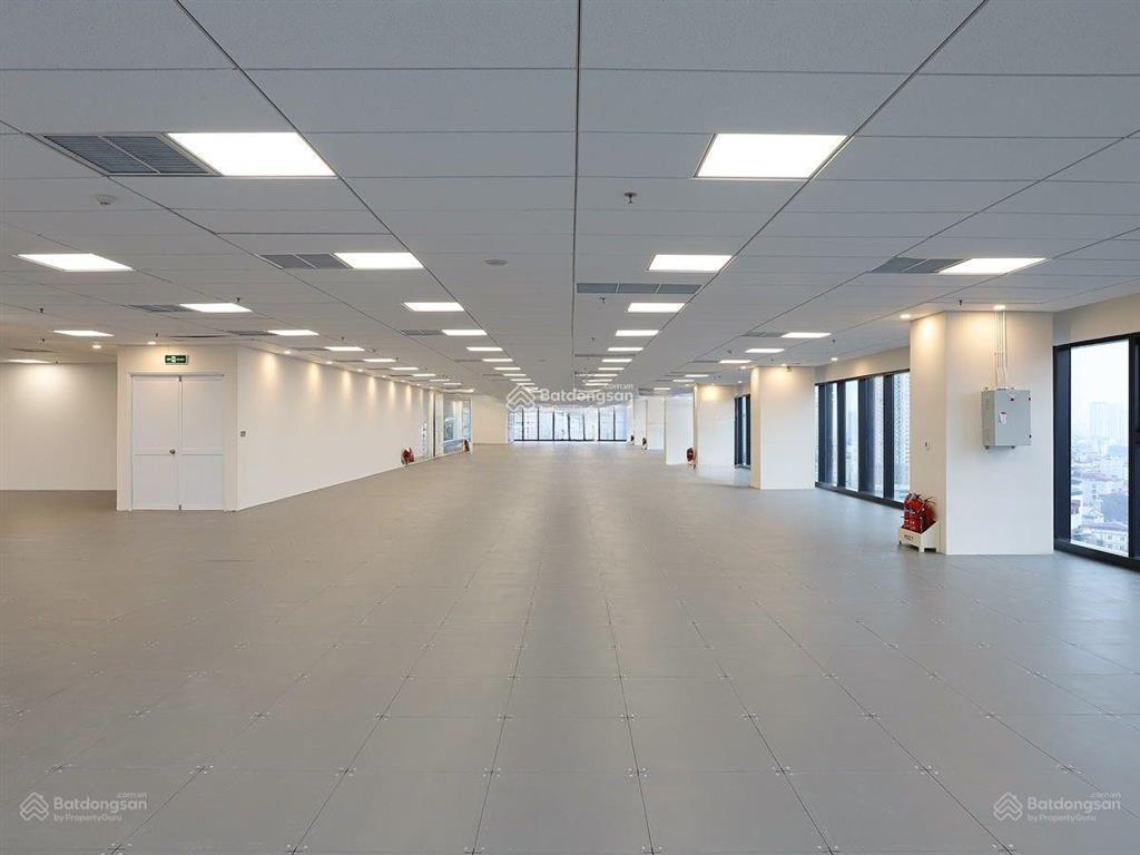 Cđt cho thuê vp hạng a giá sốc tại toà lancaster luminaire đường láng. dt 900m2 có thể chia nhỏ