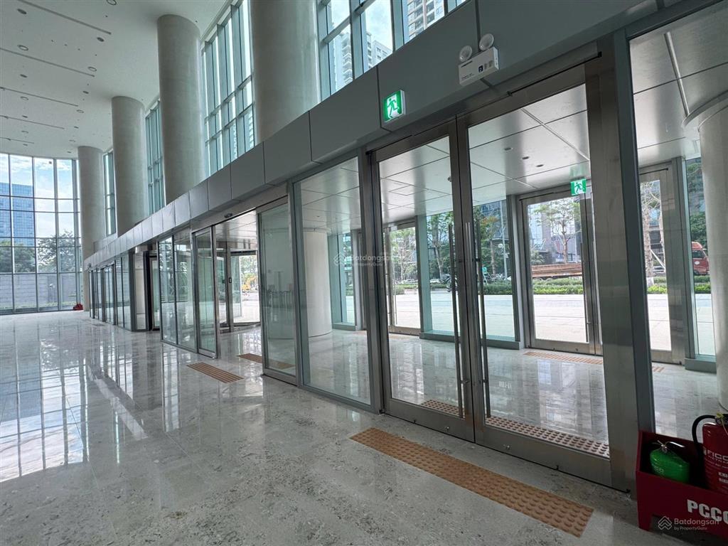 Cho thuê vp hạng a giá cực sốc tại toà ifc hanoi xuân đỉnh. dt 1500m2 có thể chia nhỏ, giá 400k/m2