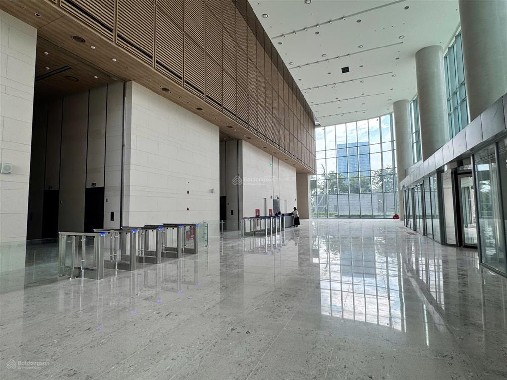 Cho thuê vp hạng a giá cực sốc tại toà ifc hanoi xuân đỉnh. dt 1500m2 có thể chia nhỏ, giá 400k/m2