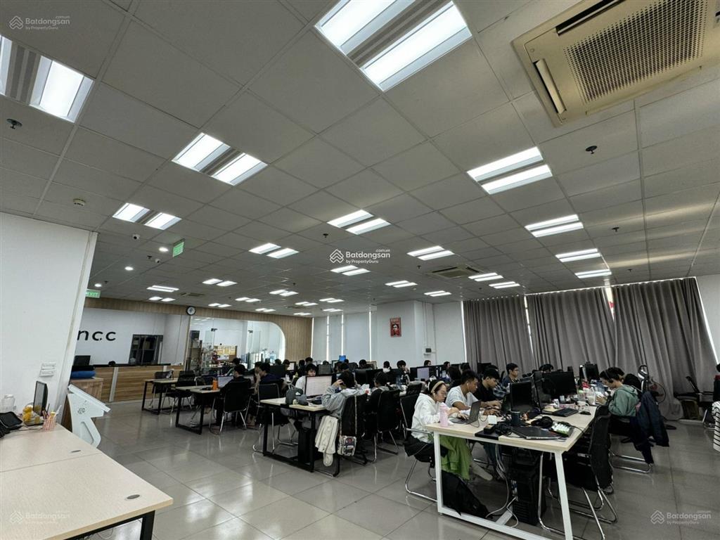Cho thuê vp toà hh90 nguyễn tuân, thanh xuân. dt 600m2, giá 280k/m2/th