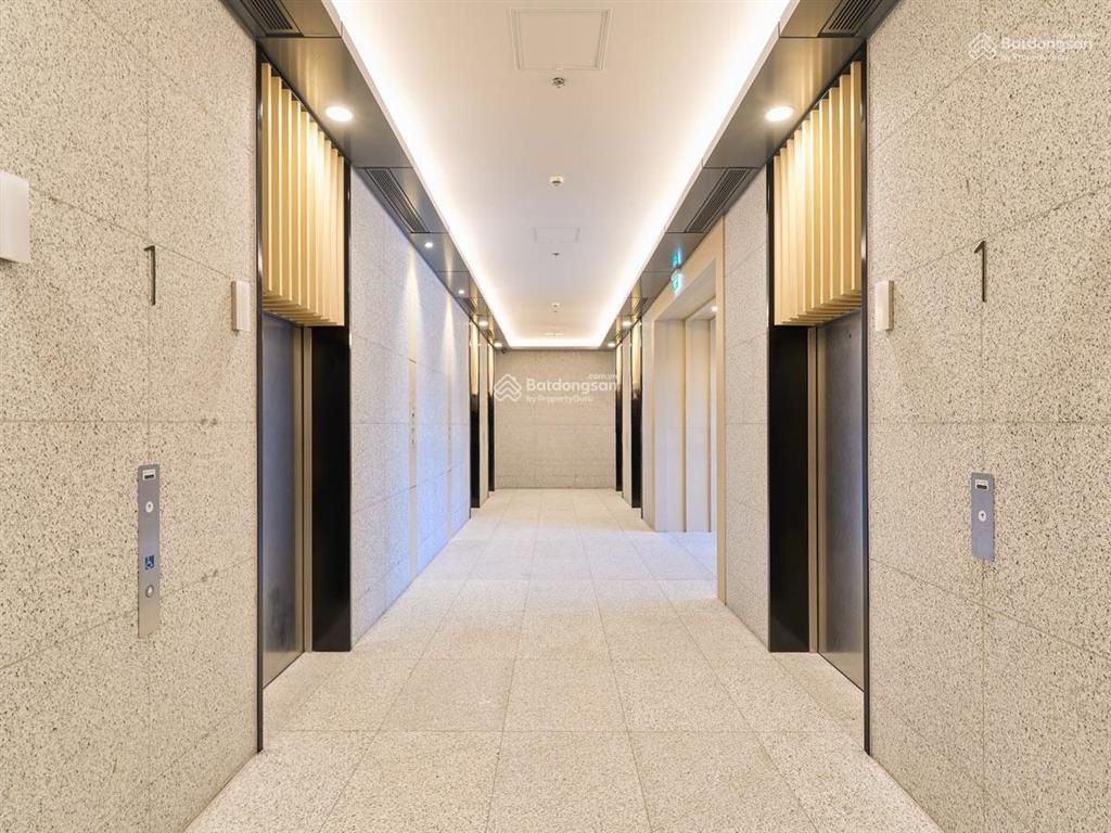 Cho thuê vp toà hh90 nguyễn tuân, thanh xuân. dt 600m2, giá 280k/m2/th