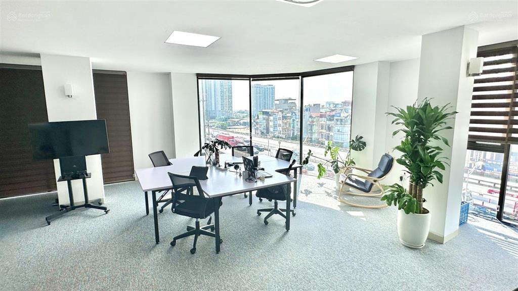 Bql tòa tasco phạm hùng cho thuê văn phòng giá sốc. dt 250m2 có thể chia nhỏ