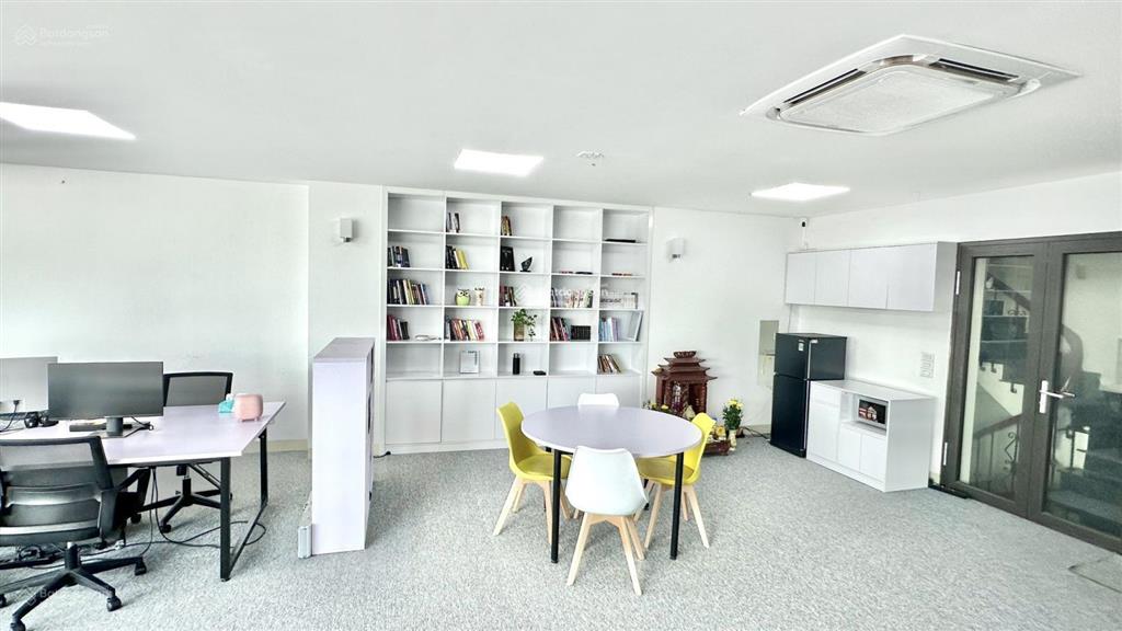 Bql tòa tasco phạm hùng cho thuê văn phòng giá sốc. dt 250m2 có thể chia nhỏ