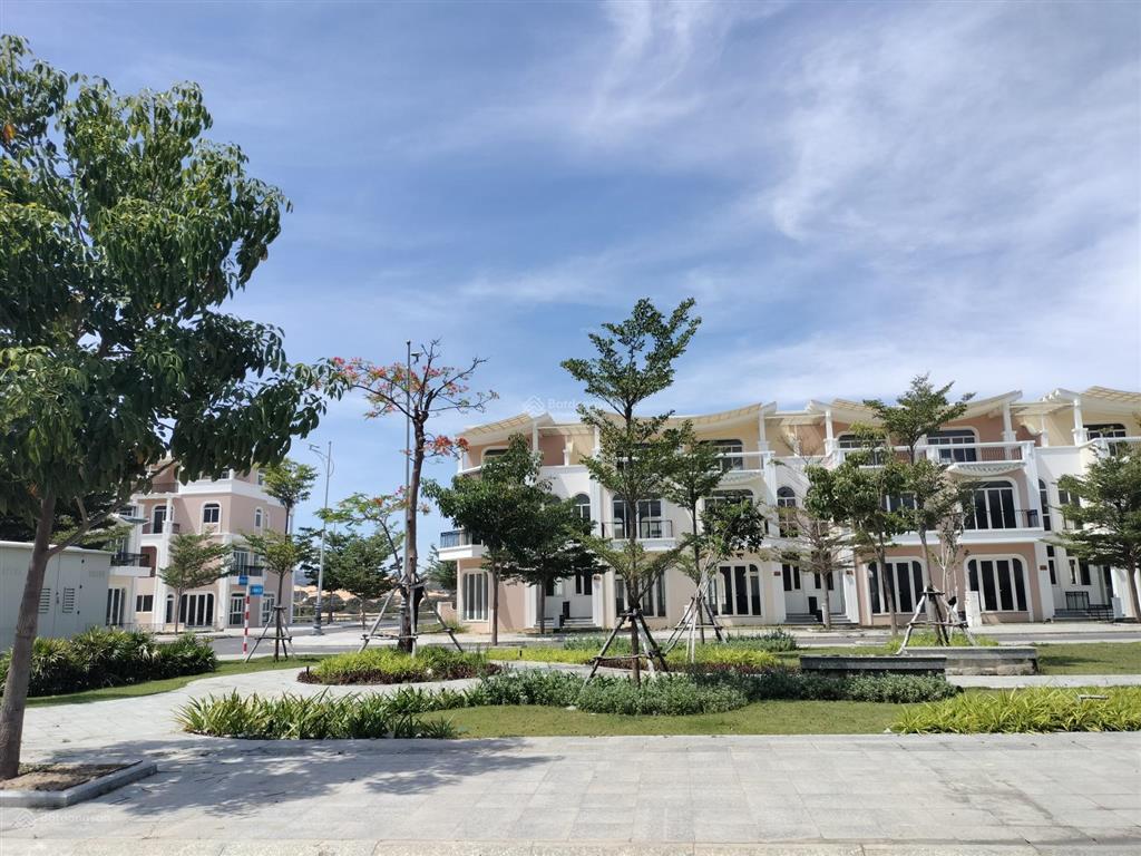 Bán căn sunpark view công viên đã có sổ , giá chỉ 4tỷ6