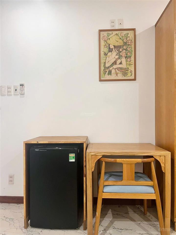 Cho thuê chdv phạm văn hai 1pn + 1wc  full nội thất giá 4,6 triệu