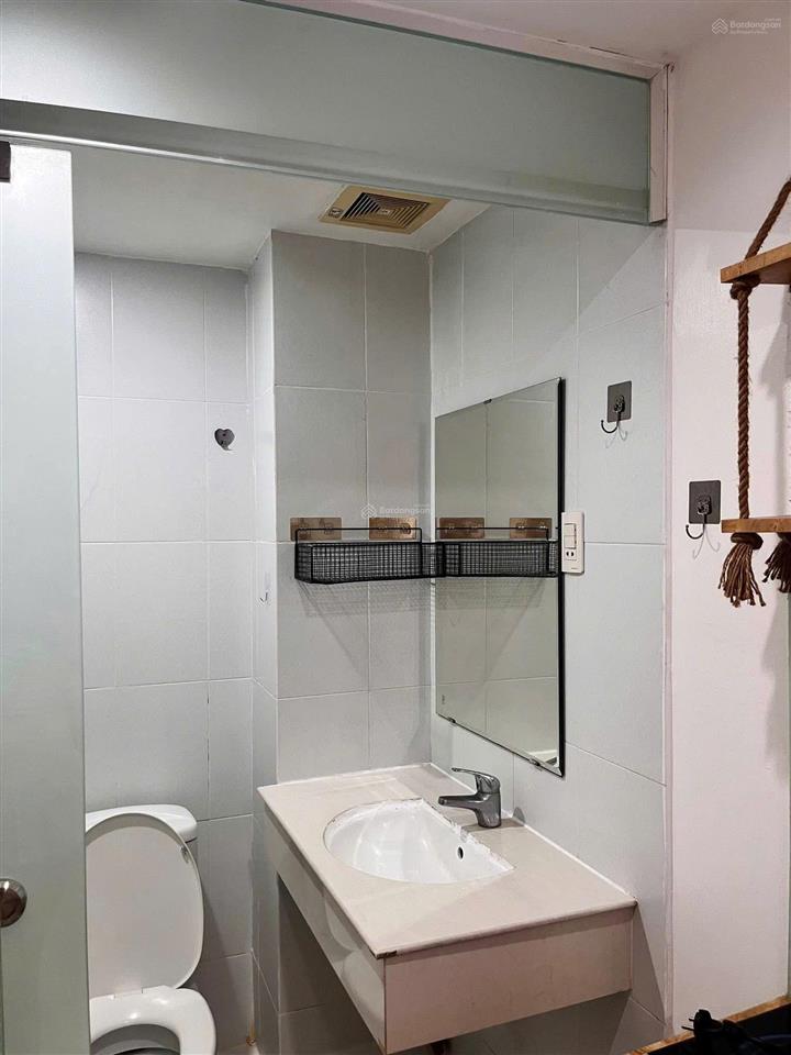 Cho thuê chdv phạm văn hai 1pn + 1wc  full nội thất giá 4,6 triệu
