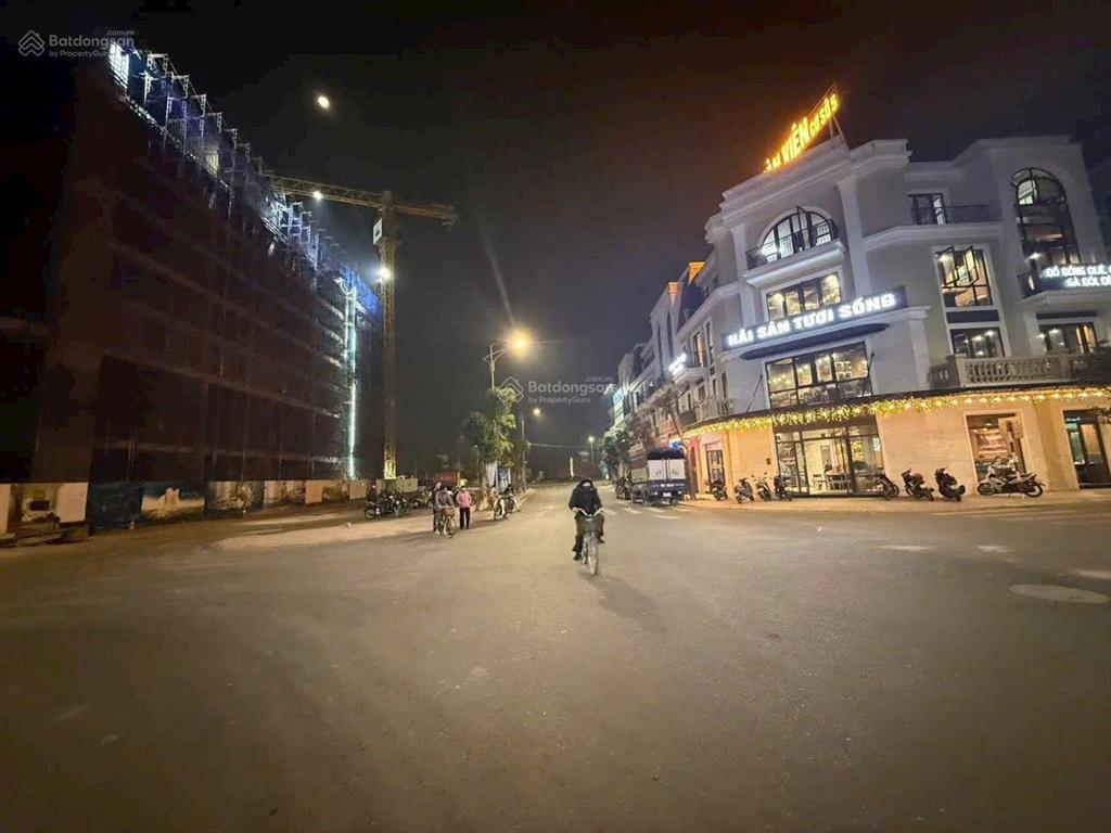 Giá giảm cực sâu. chỉ còn 5.2 tỷ sở hữu căn liền kề 4 tầng 68.3m2 ngay bên đường bùi viện. sổ đỏ