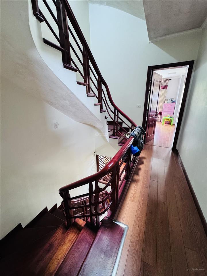 Do chuyển đổi mục đích sử dụng. tôi, chính chủ cần bán liền kề (căn góc) lk5 kđt văn khê, hà đông