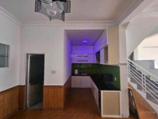Bán nhà phố bạch đằng, p7 đà lạt 4,8 tỷ, 69m2, 3pn, 2wc, pháp lý đầy đủ, sổ hồng riêng