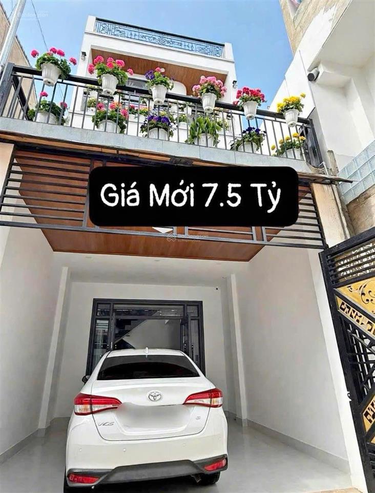 Hạ giá bán gấp nhà mê linh, 7,5 tỷ, 83 m2, 5pn + 6wc + 3tầng, view đẹp, sân đậu ô tô