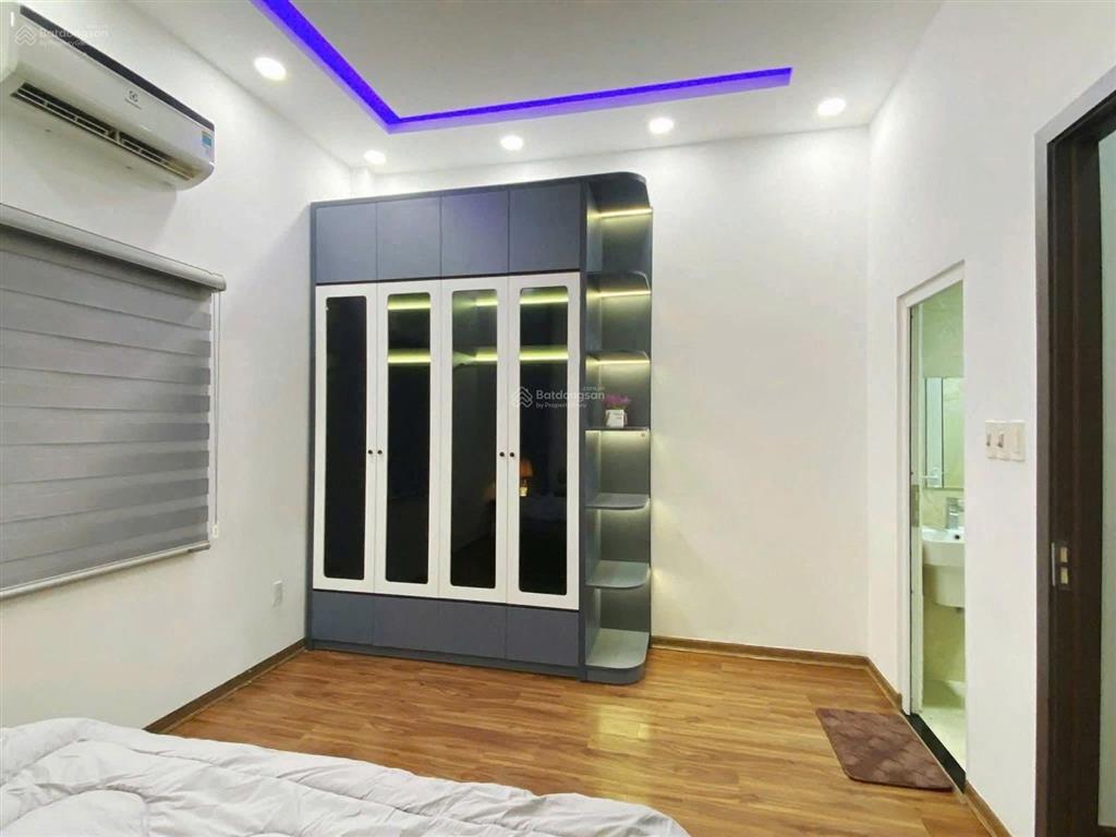 Cần bán gấp căn nhà đường trần khắc chân, phường tân định, quận 1. giá 3 tỷ 890