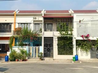 Bán gấp nhà riêng tại oasis city, 1,6 tỷ, 80m2, 2pn, 3wc, đường vào 7m