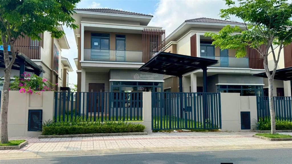 Bán gấp biệt thự sun casa central, 6,838 tỷ, 250m2, 4pn, 5wc, view đẹp