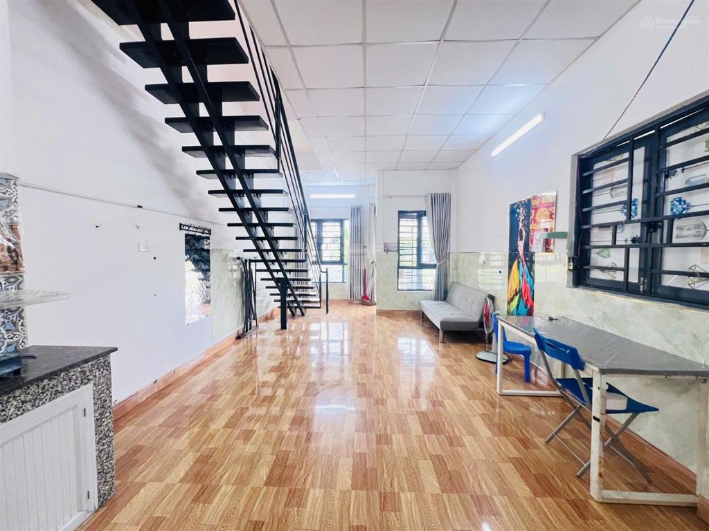 Bán nhà riêng tại oasis city, 1,8 tỷ, 80m2, 2pn, 2wc, 2 tầng, hướng bắc