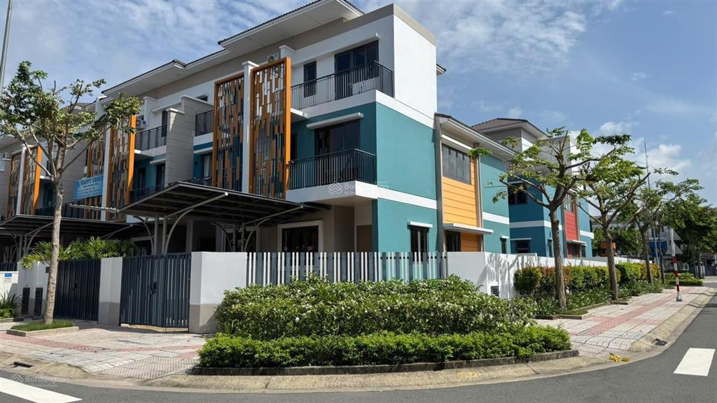 Bán bt sun casa central, 3,35 tỷ, 100m2, 3pn, 3wc, chính chủ, giá tốt